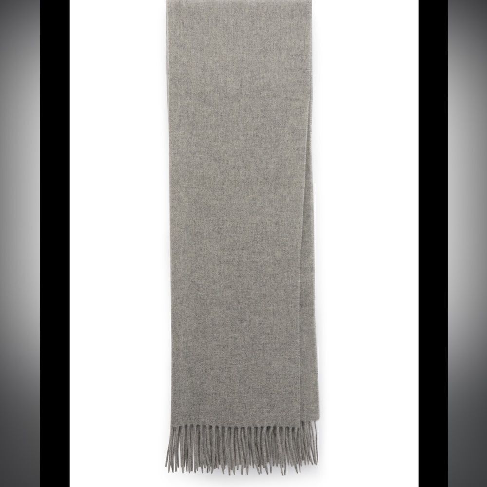 Banana Republic Light Gray Fringe Trim Wool Blend Classic Scarf